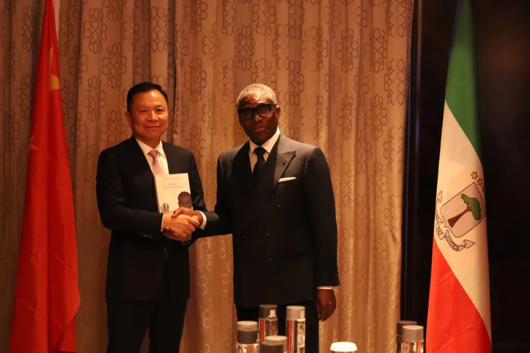 赤道几内亚共和国访华代表与jxf吉祥坊股份深入探讨工业协同生长